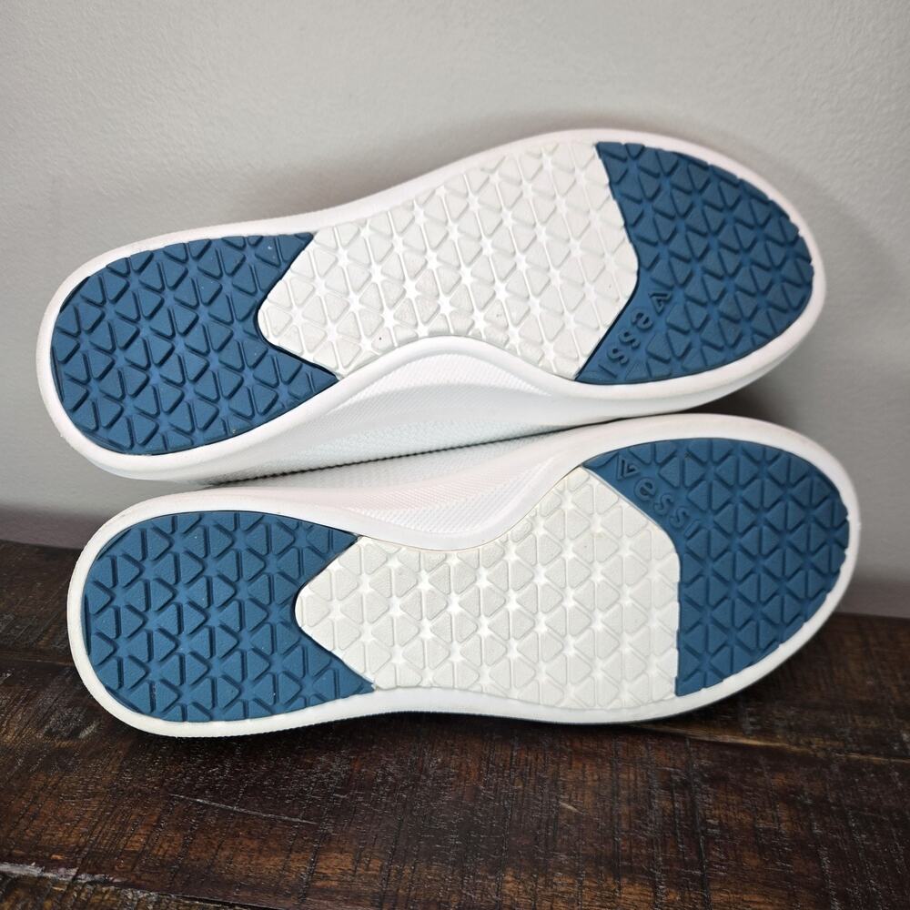 Vessi Women's White Knit Sneakers - Picture 9 of 12